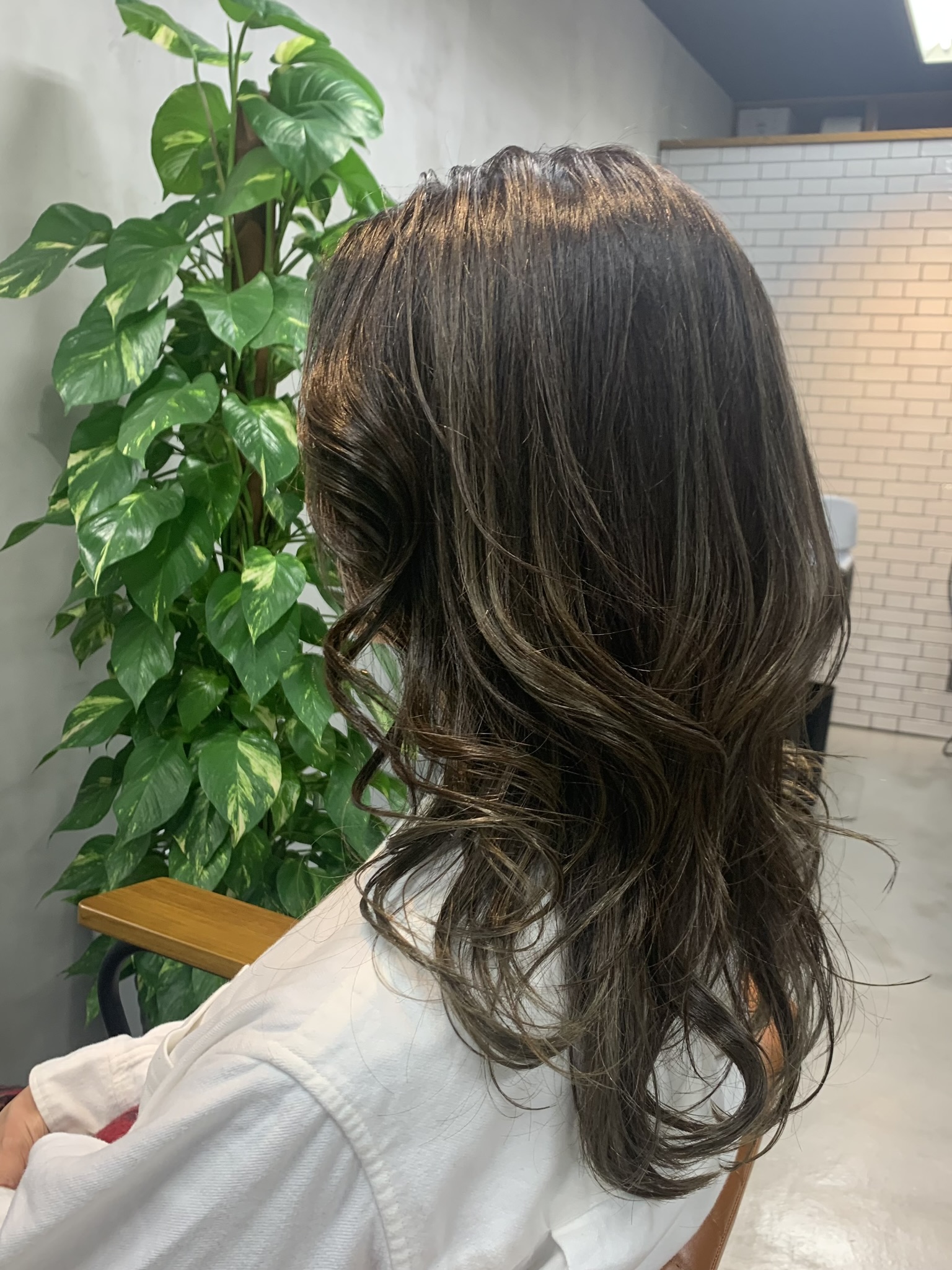 サラサラヘアの魅力を手に入れよう！ダメージヘアを徹底ケアする美容院